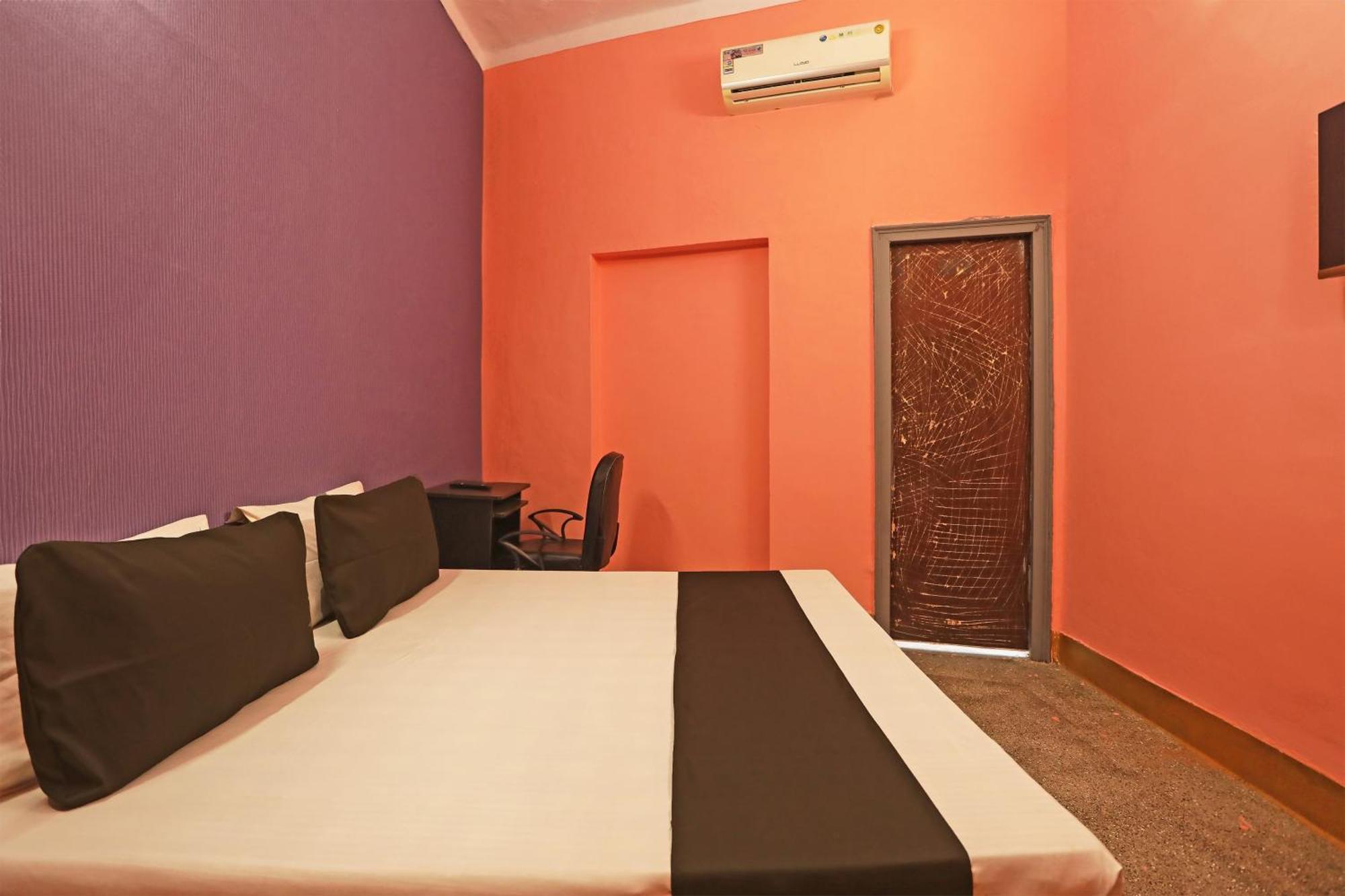 Oyo Kashish Palace Nuova Delhi Esterno foto